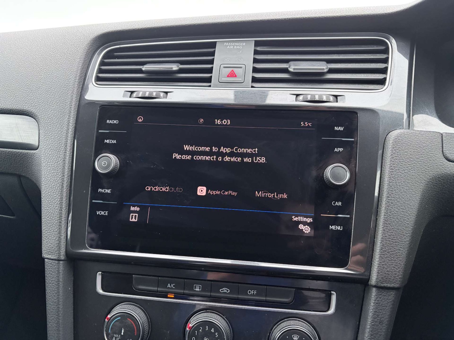 Used Volkswagen Golf 2018 for sale - 77482438: Photo 57