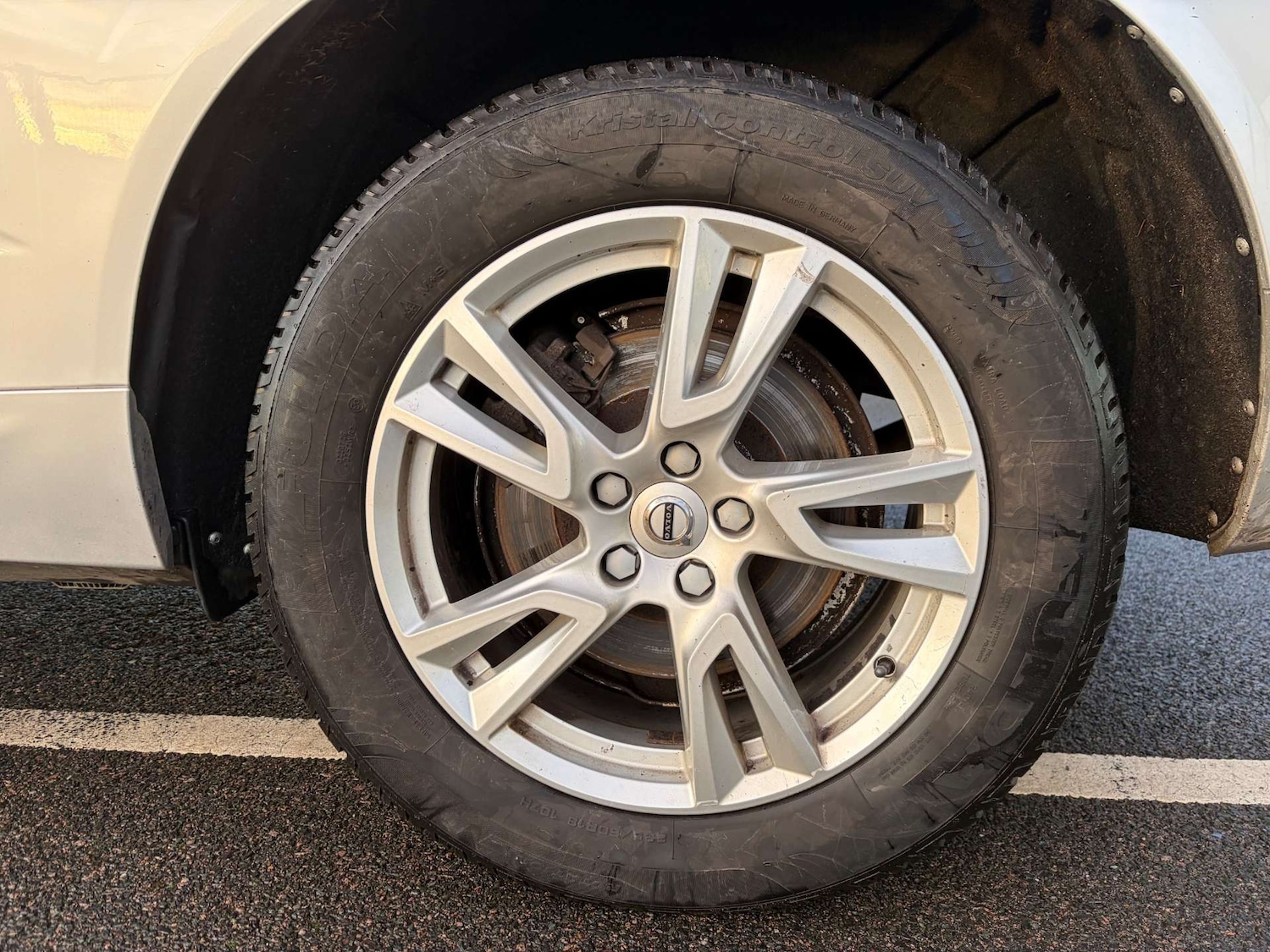 Used Volvo XC60 2017 for sale - 76941667: Photo 11