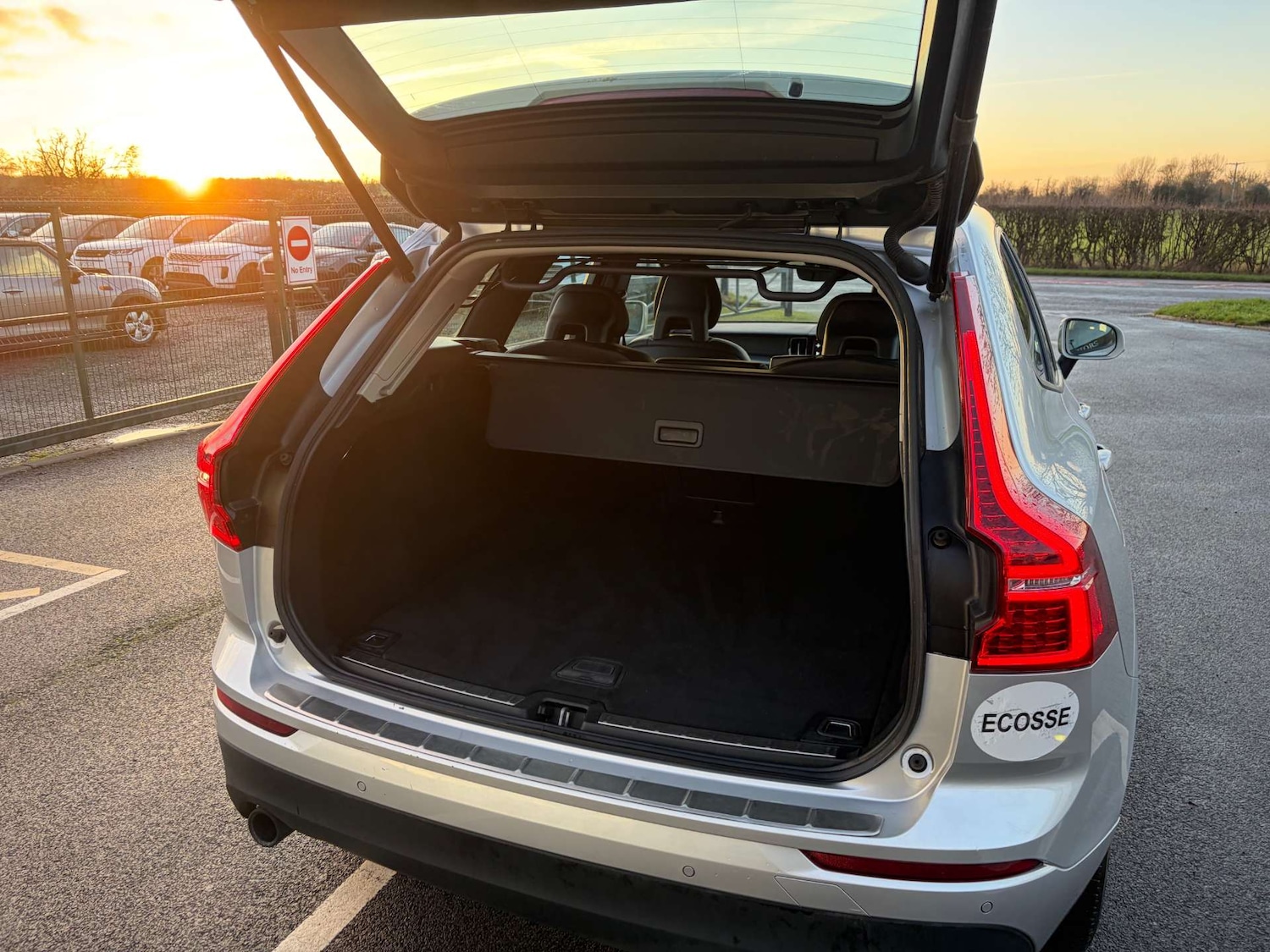 Used Volvo XC60 2017 for sale - 76941667: Photo 26