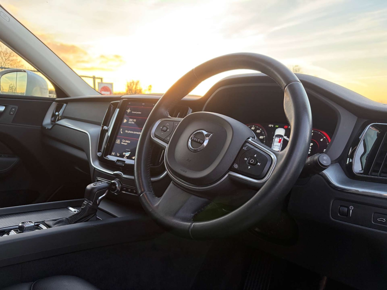 Used Volvo XC60 2017 for sale - 76941667: Photo 42