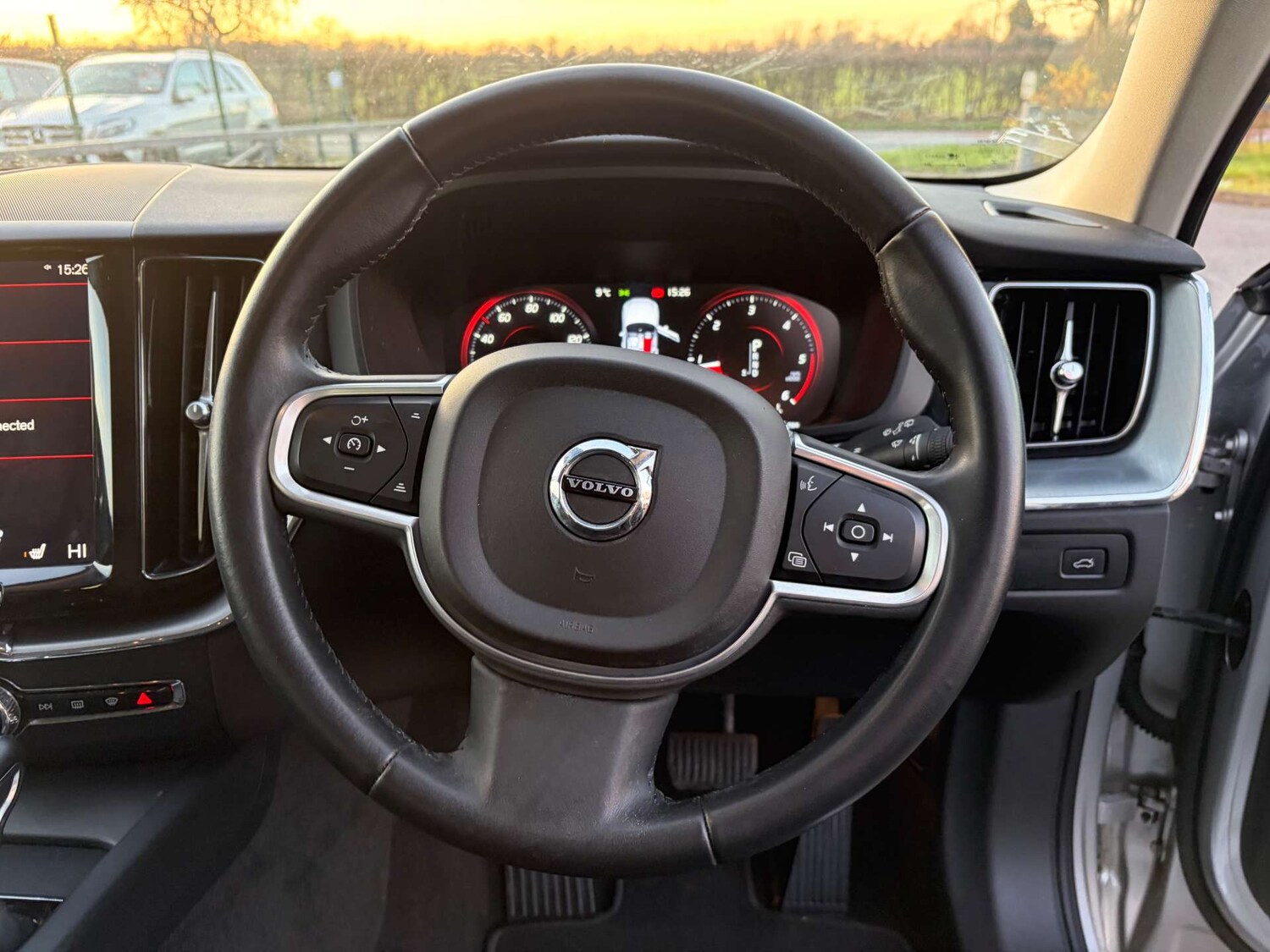 Used Volvo XC60 2017 for sale - 76941667: Photo 43