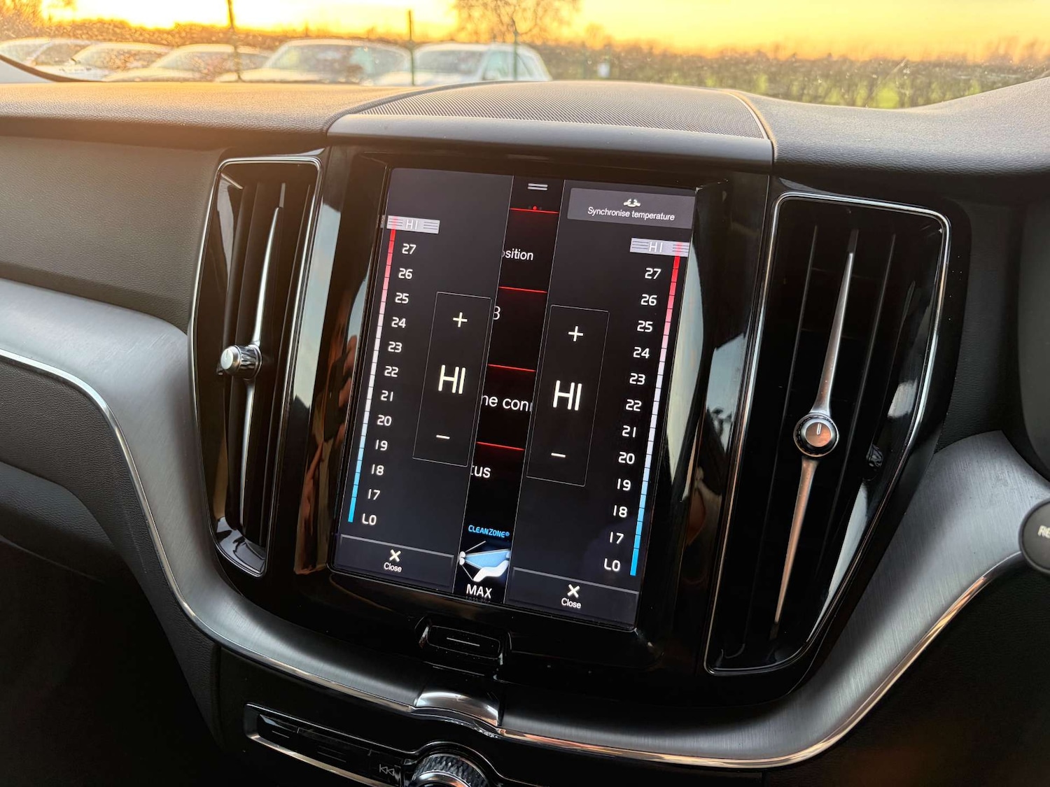 Used Volvo XC60 2017 for sale - 76941667: Photo 53