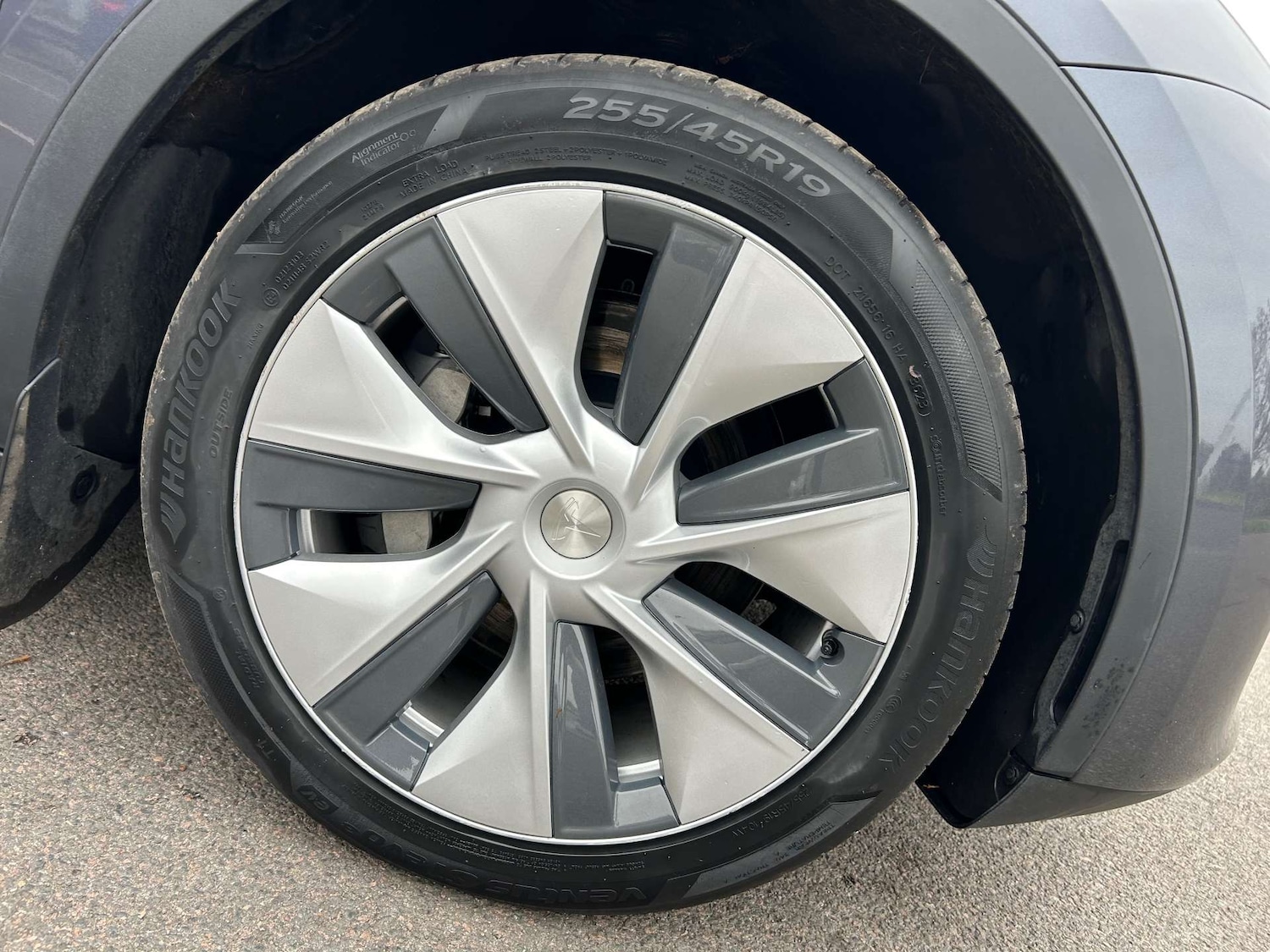 Used Tesla Model Y 2023 for sale - 75966391: Photo 11