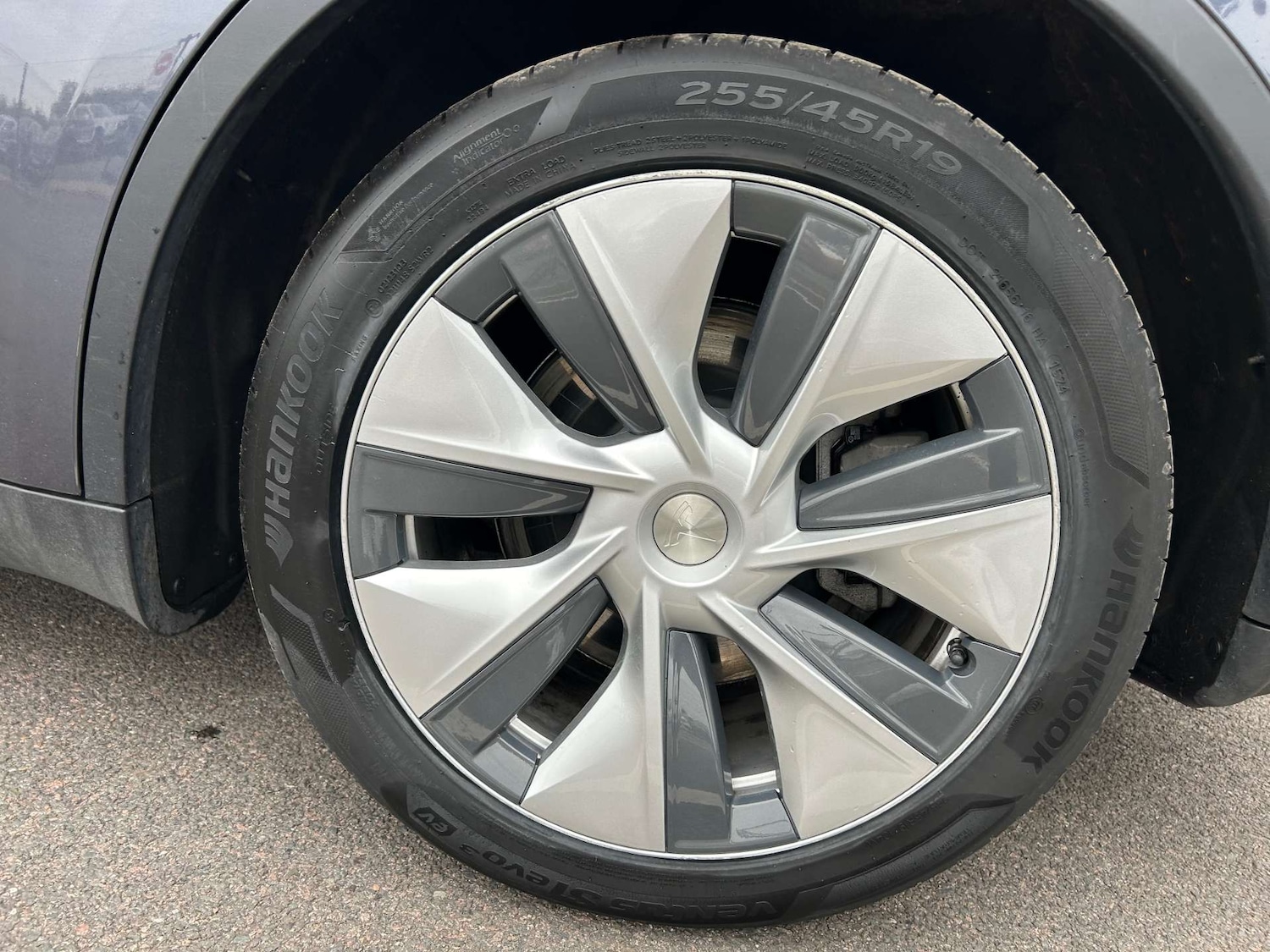 Used Tesla Model Y 2023 for sale - 75966391: Photo 13