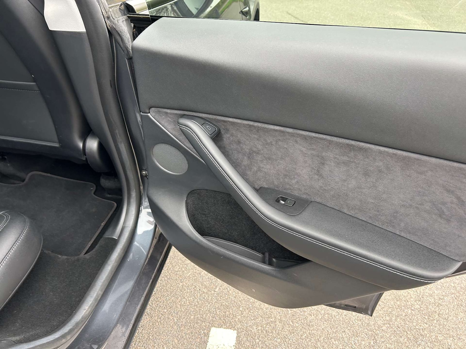 Used Tesla Model Y 2023 for sale - 75966391: Photo 43