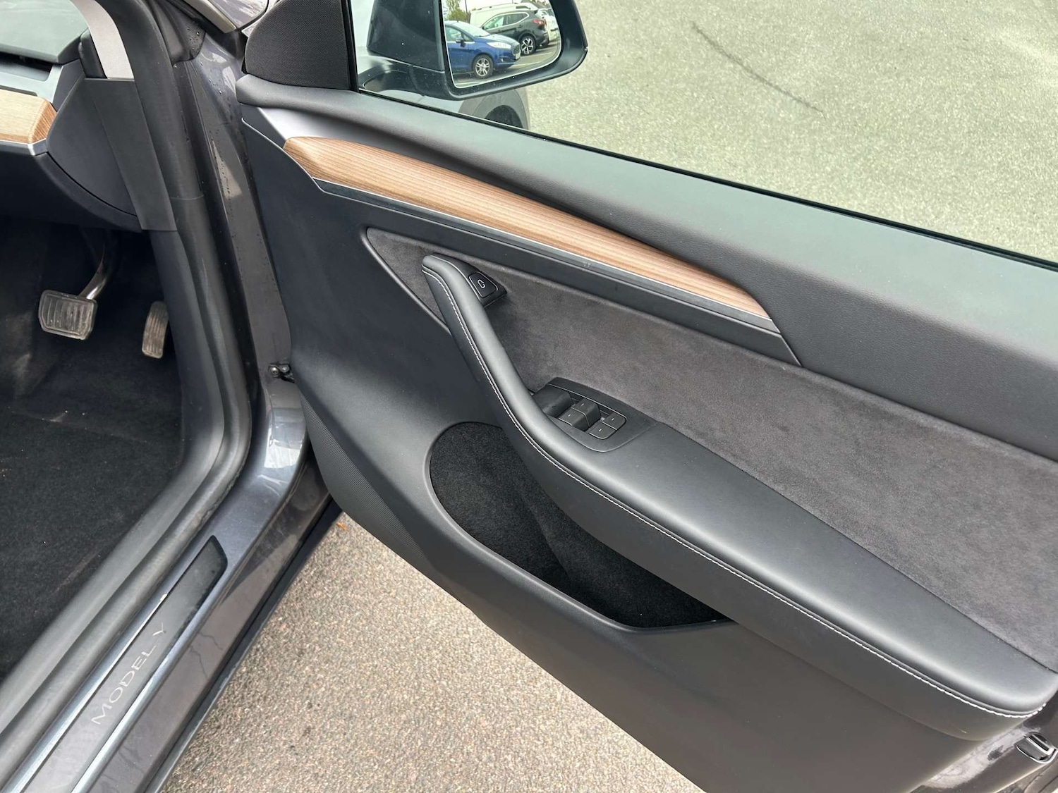 Used Tesla Model Y 2023 for sale - 75966391: Photo 44