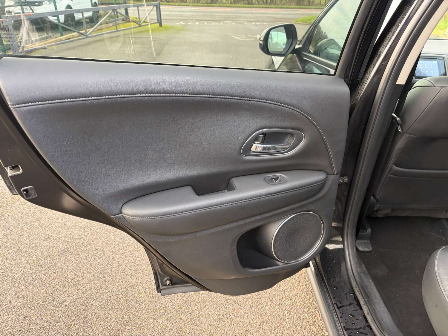 Used Honda HR-V 2018 for sale - 76846923: Photo 18