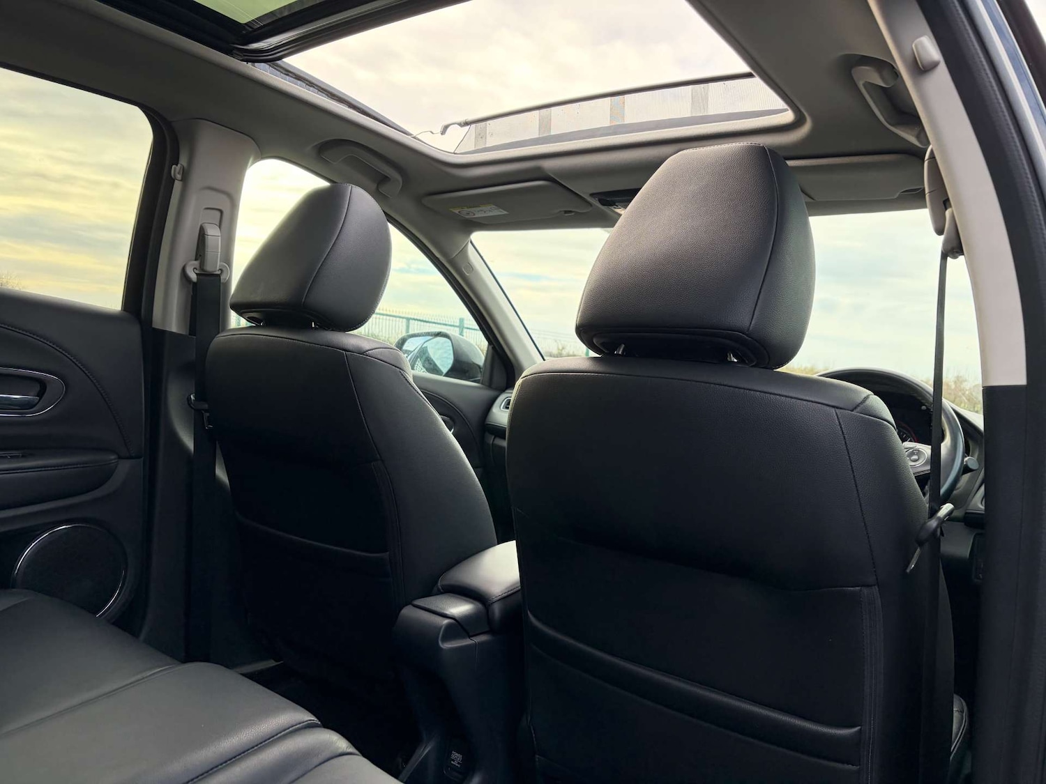 Used Honda HR-V 2018 for sale - 76846923: Photo 27