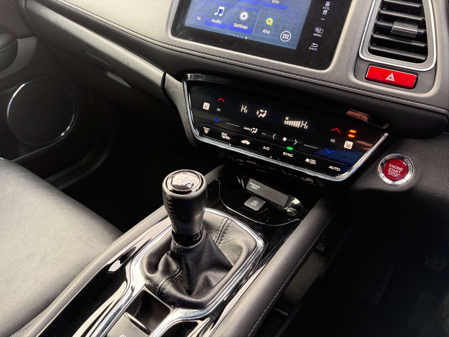 Used Honda HR-V 2018 for sale - 76846923: Photo 50