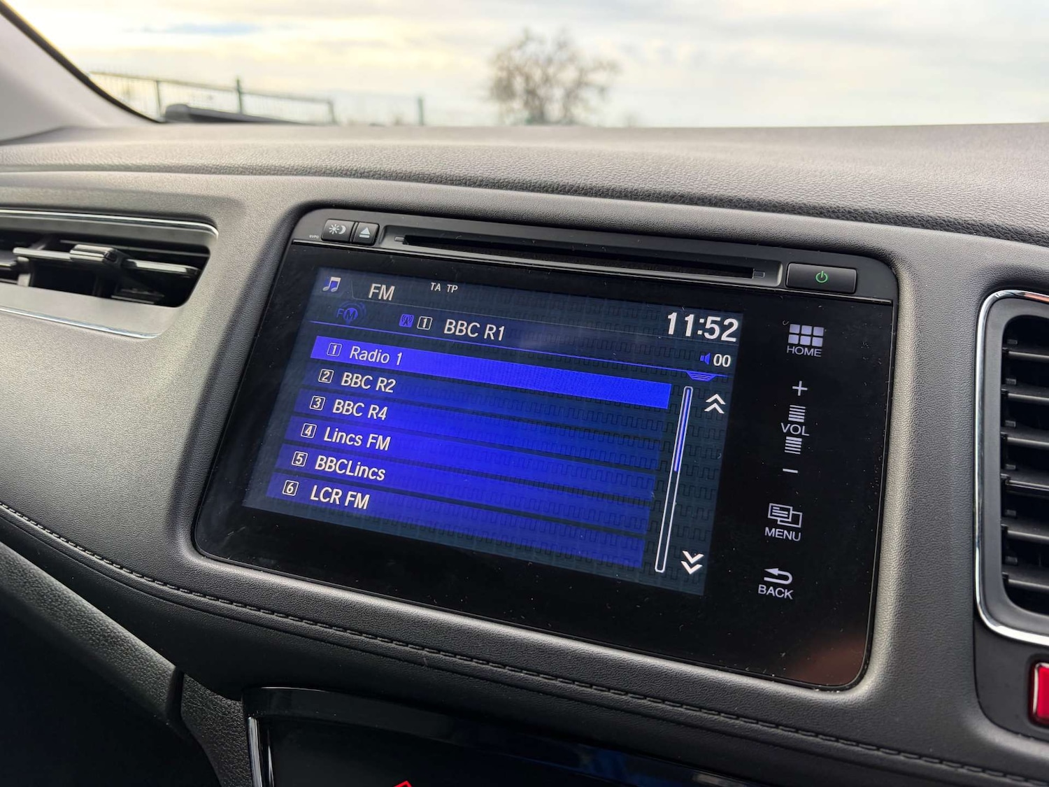 Used Honda HR-V 2018 for sale - 76846923: Photo 52