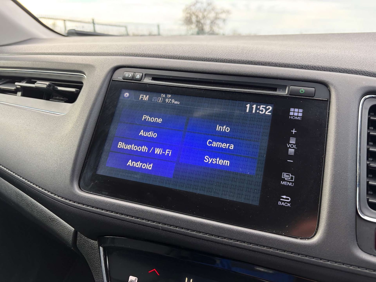 Used Honda HR-V 2018 for sale - 76846923: Photo 55