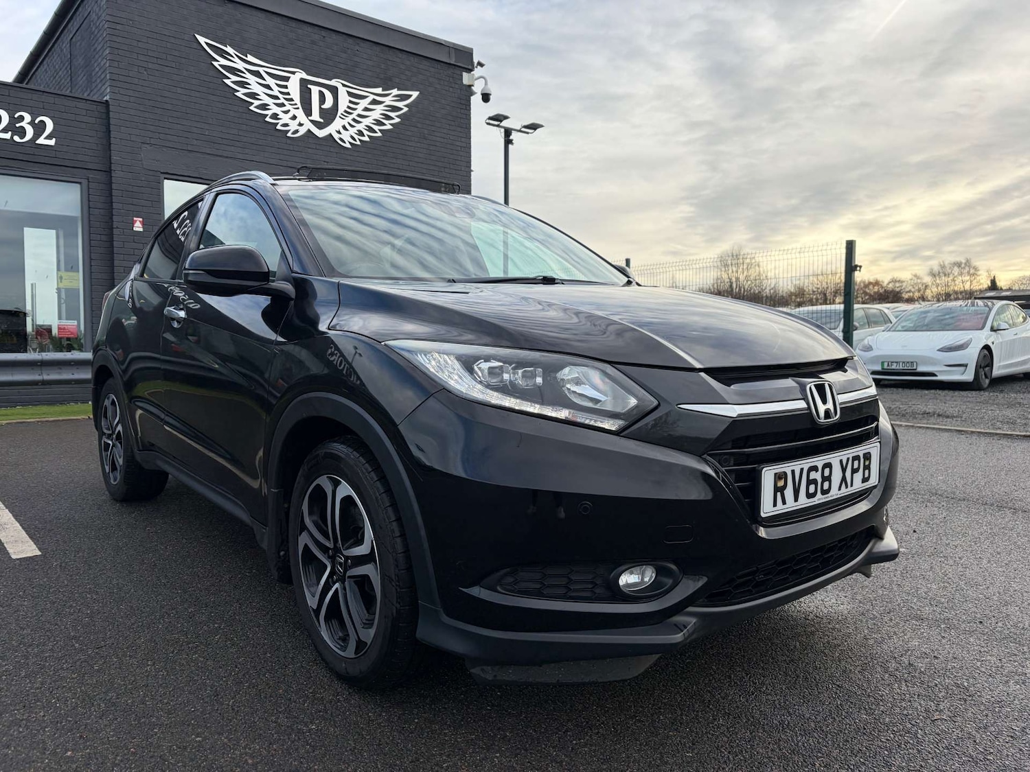 Used Honda HR-V 2018 for sale - 76846923: Photo 61