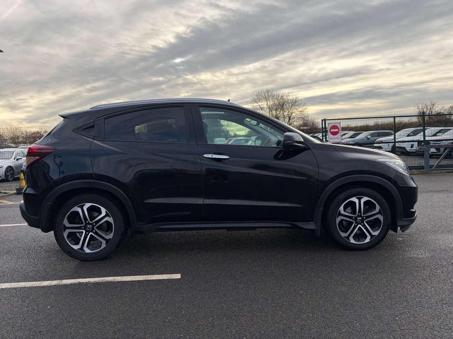 Used Honda HR-V 2018 for sale - 76846923: Photo 8