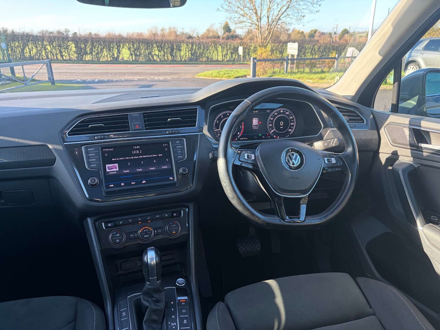 Used Volkswagen Tiguan 2017 for sale - 76404396: Photo 2