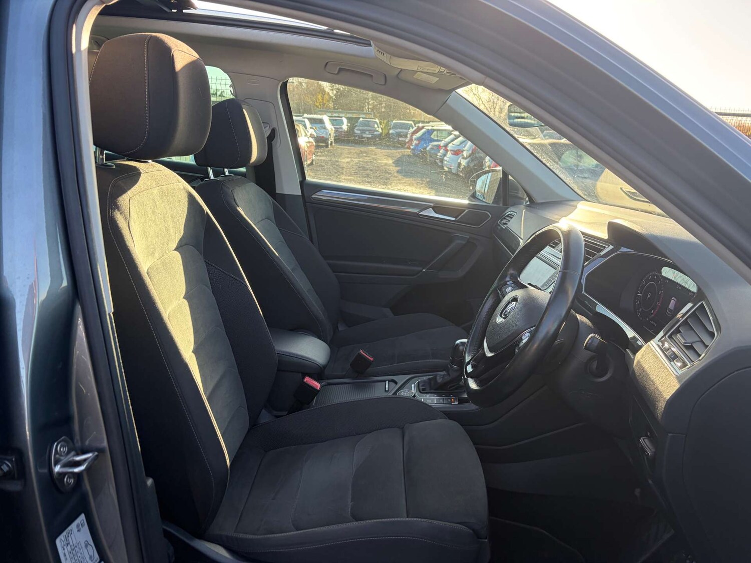 Used Volkswagen Tiguan 2017 for sale - 76404396: Photo 37