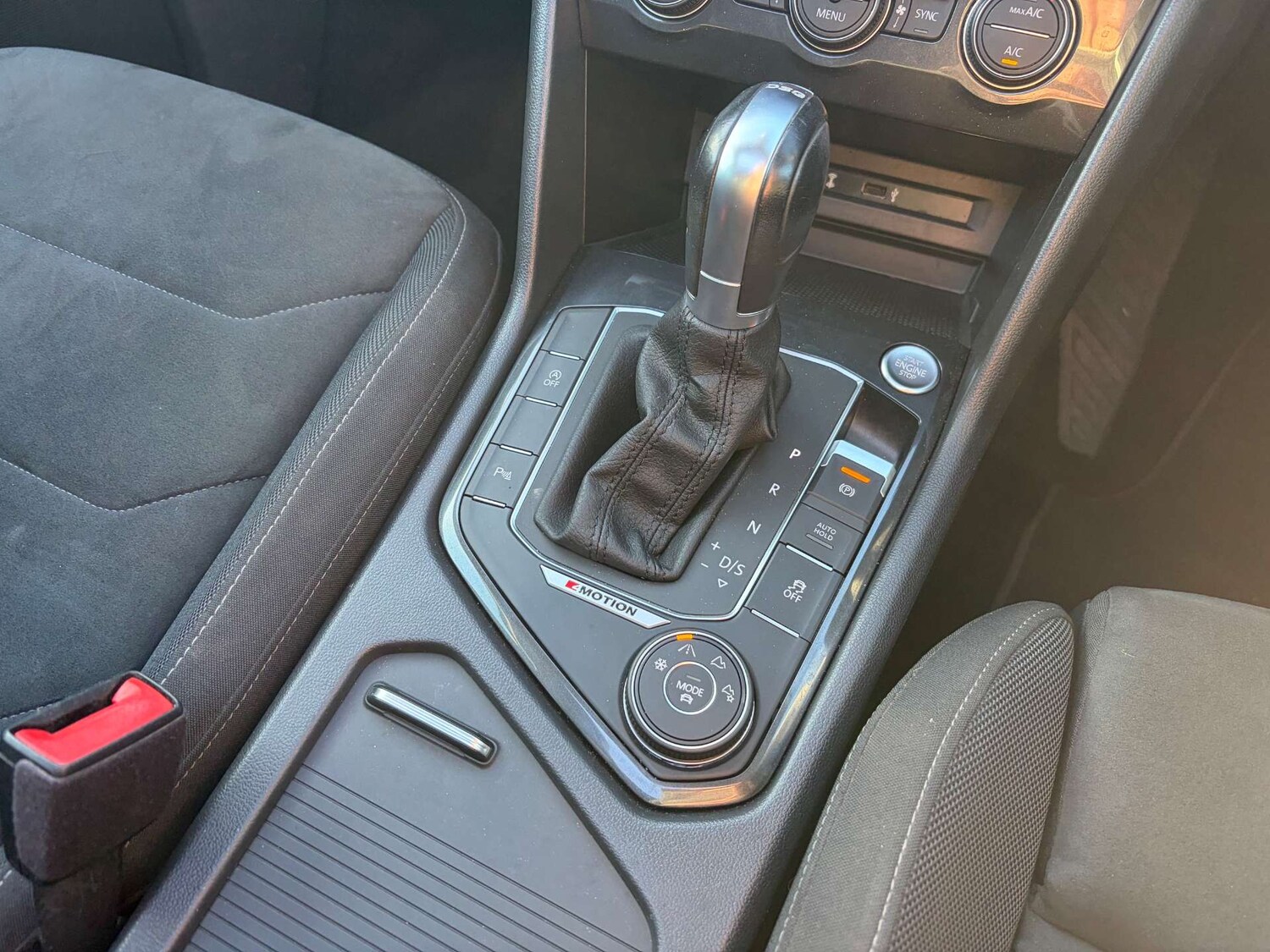 Used Volkswagen Tiguan 2017 for sale - 76404396: Photo 48