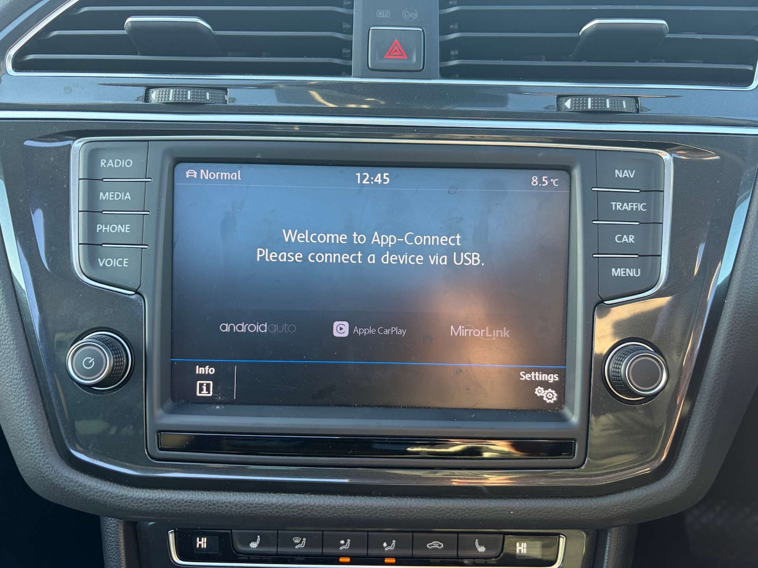 Used Volkswagen Tiguan 2017 for sale - 76404396: Photo 53