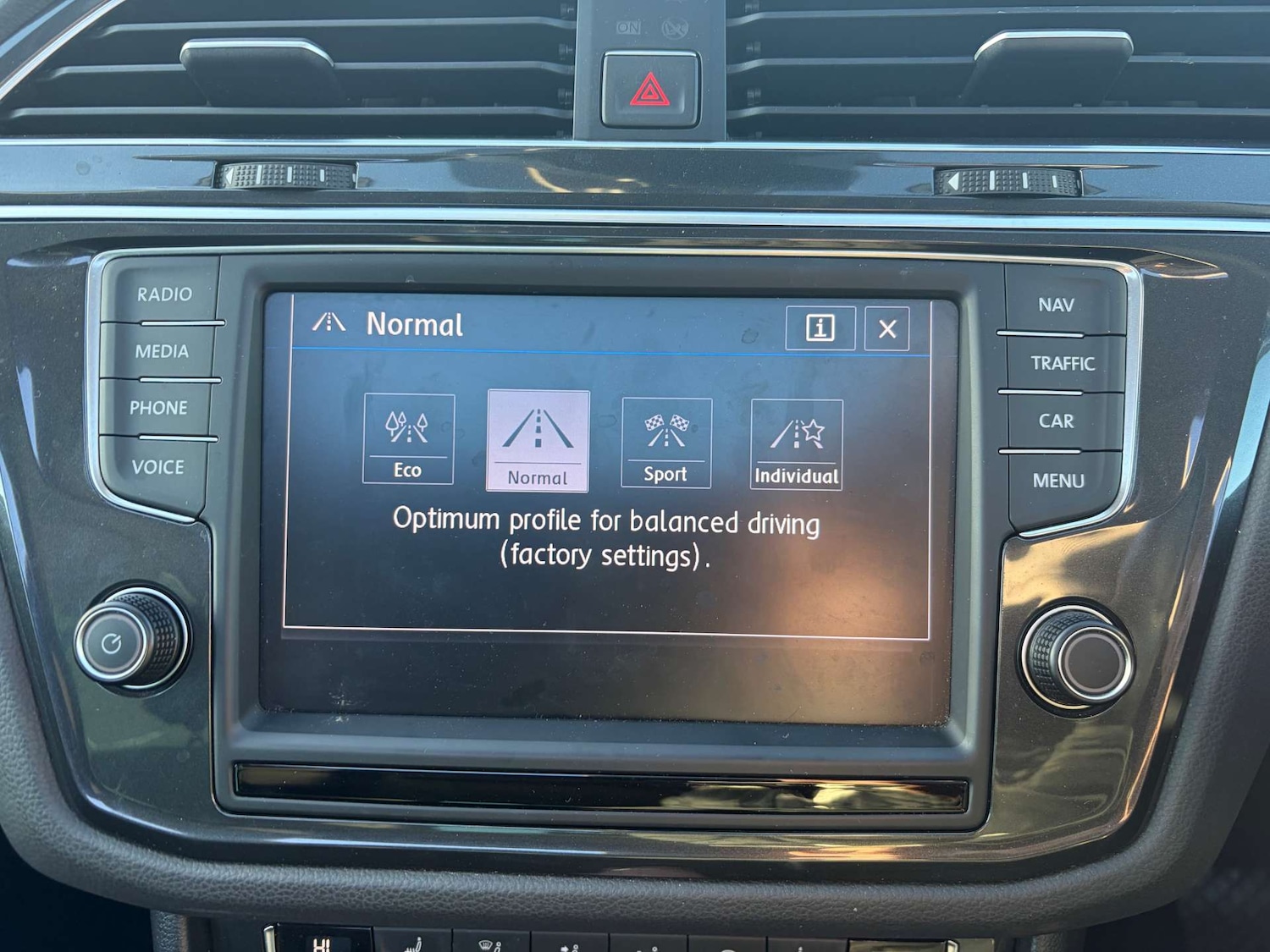 Used Volkswagen Tiguan 2017 for sale - 76404396: Photo 54