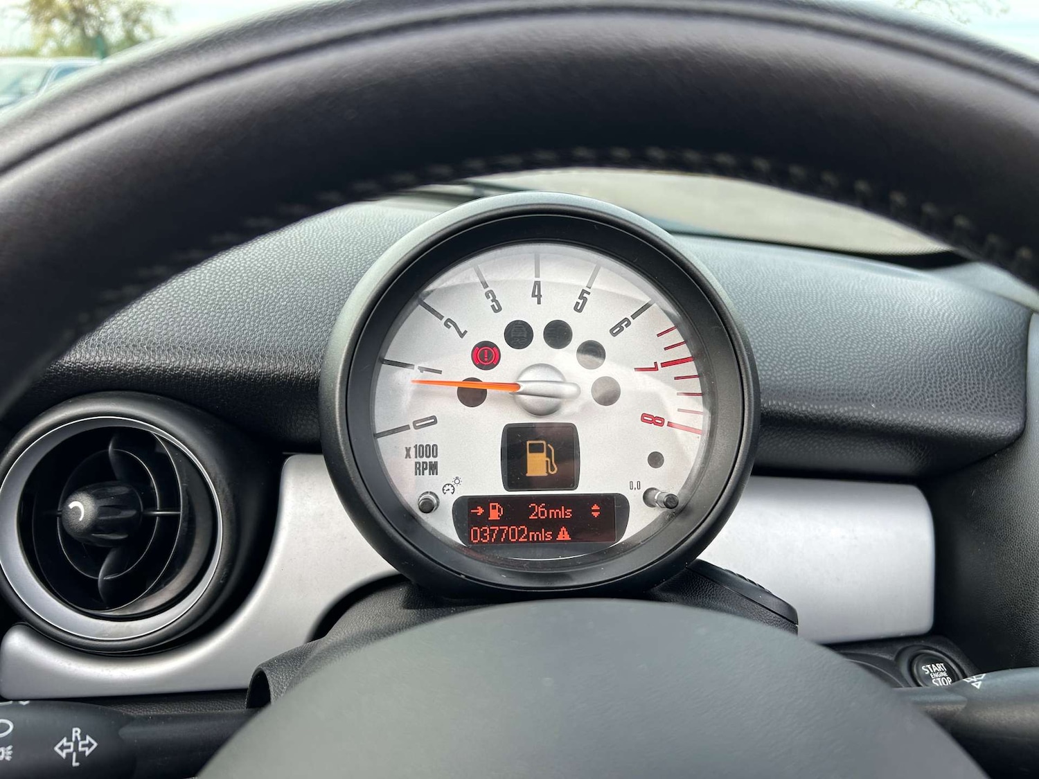 Used MINI Convertible 2014 for sale - 76352633: Photo 27