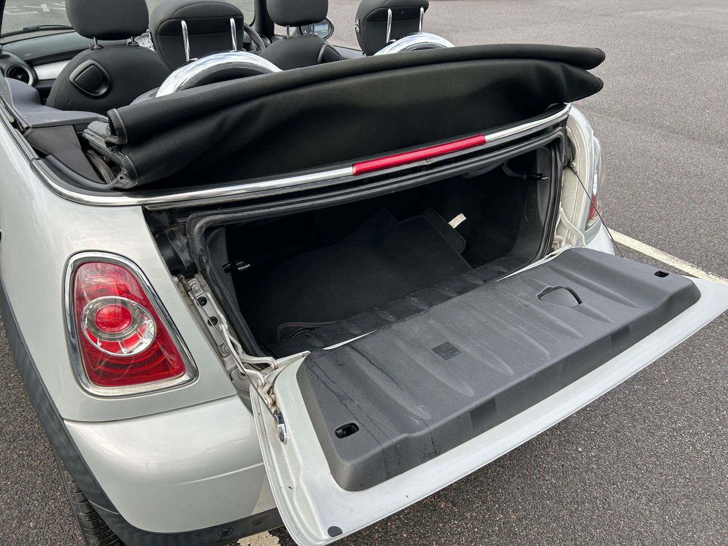 Used MINI Convertible 2014 for sale - 76352633: Photo 35