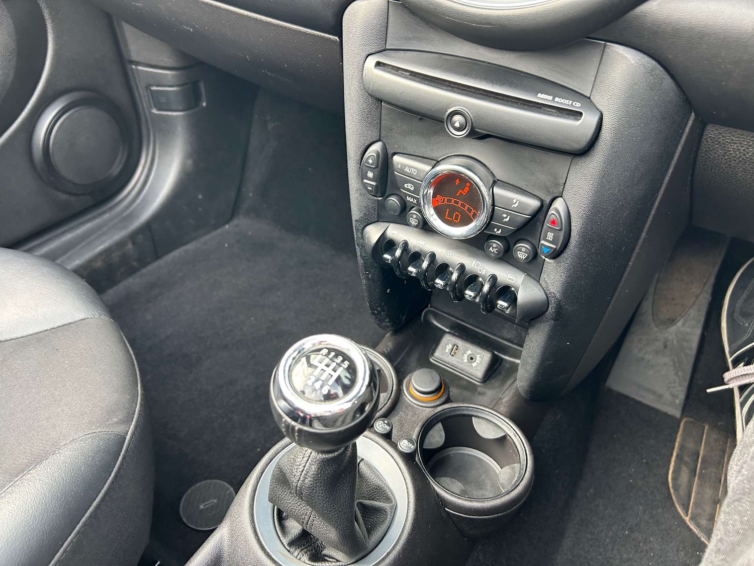 Used MINI Convertible 2014 for sale - 76352633: Photo 39