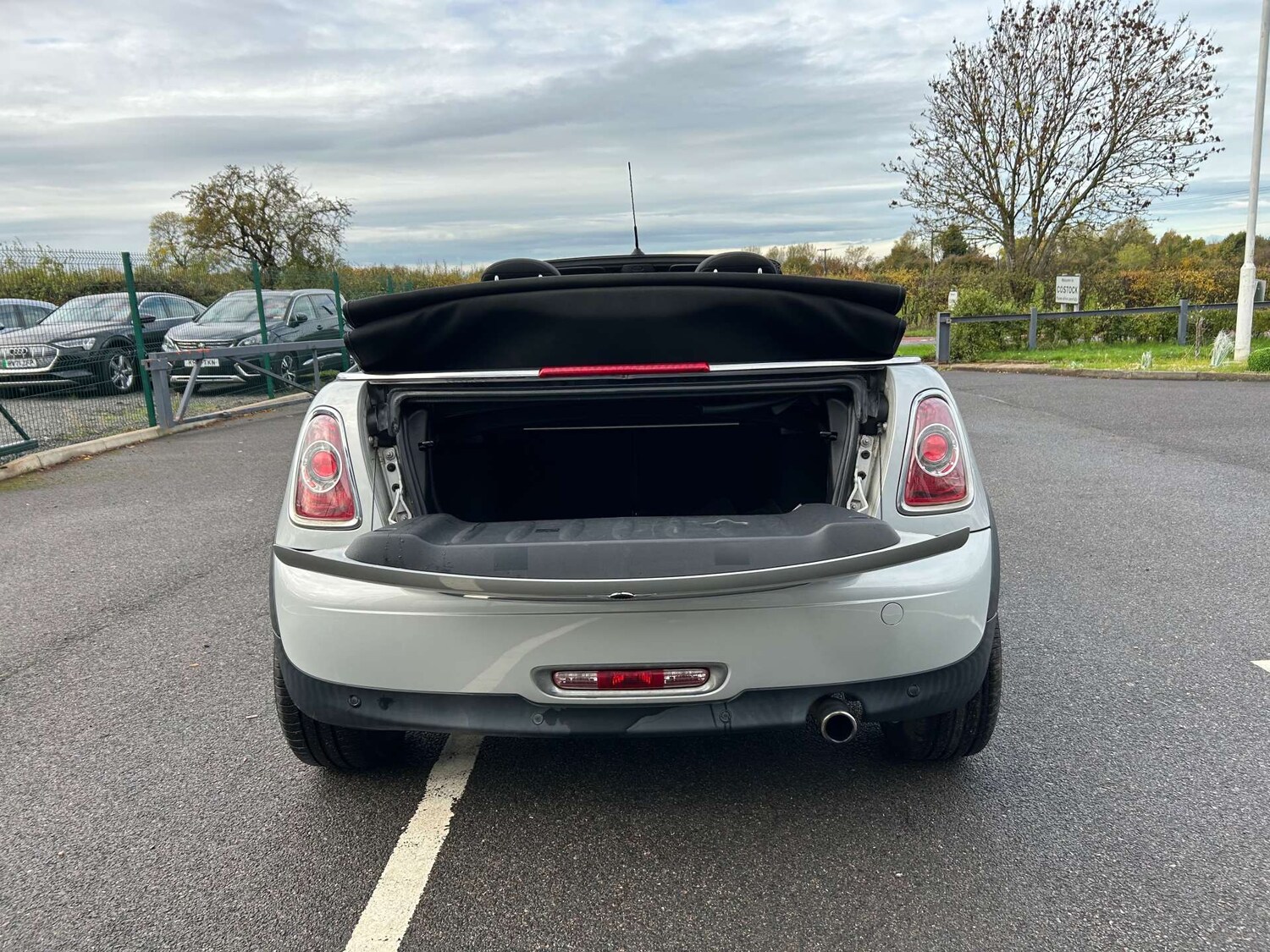 Used MINI Convertible 2014 for sale - 76352633: Photo 44