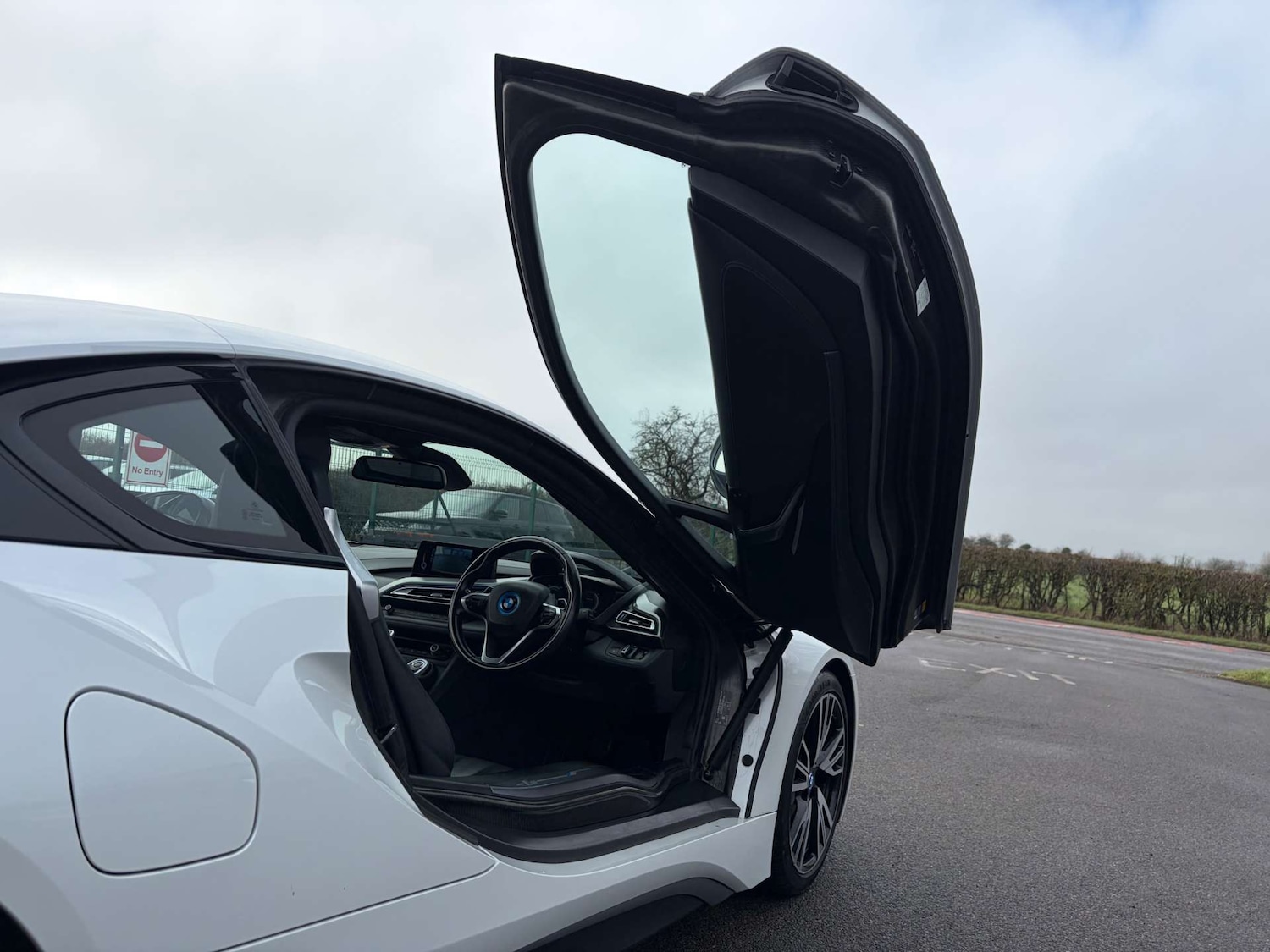 Used BMW i8 2017 for sale - 77434679: Photo 23