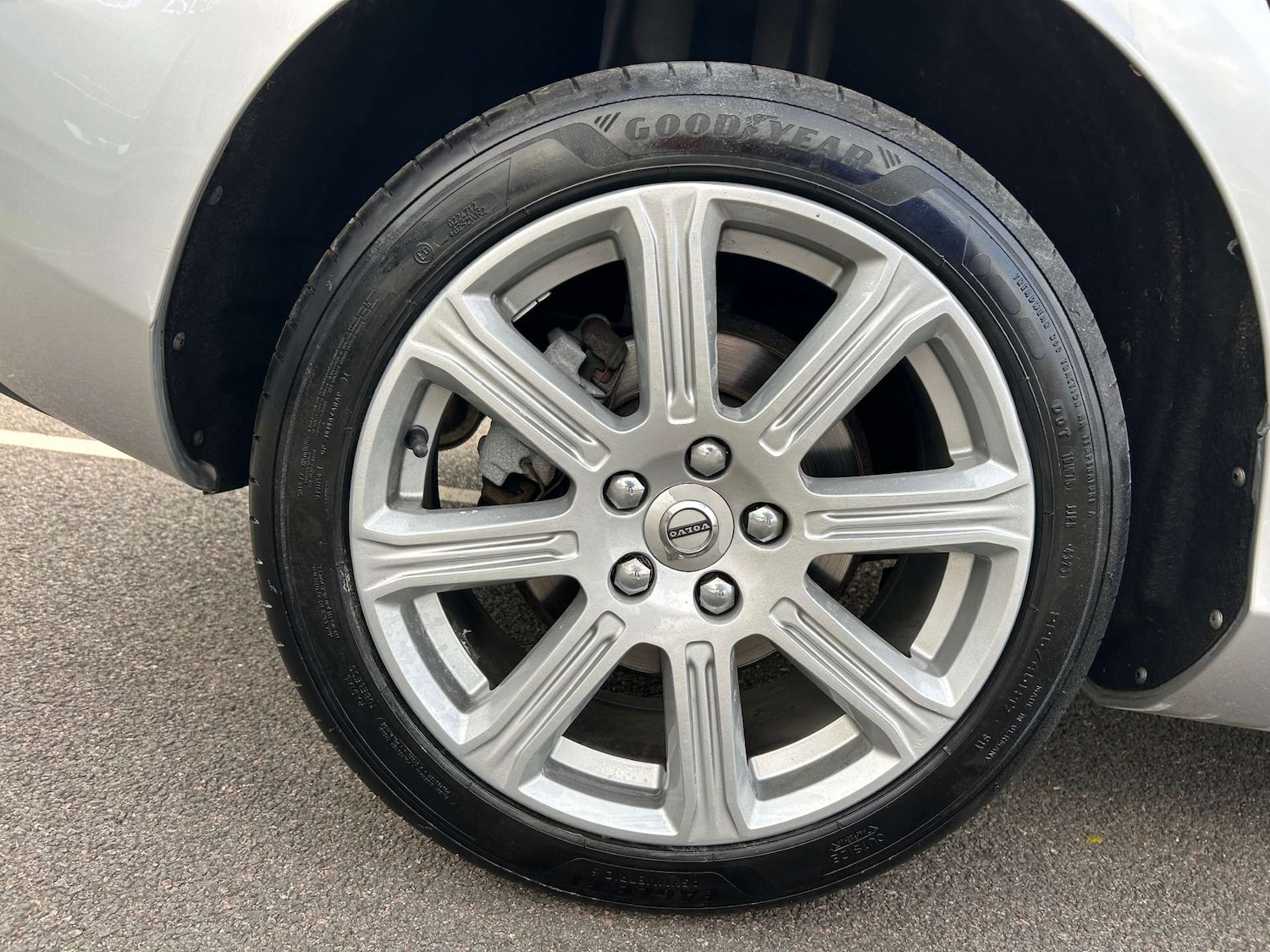 Used Volvo V40 2018 for sale - 77022553: Photo 11