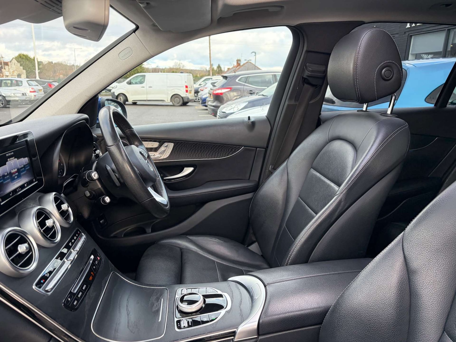 Used Mercedes-Benz GLC 2018 for sale - 77378434: Photo 18