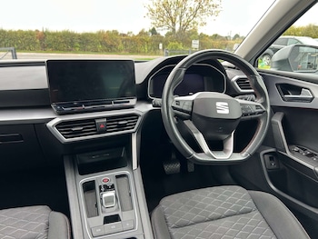 Used SEAT Leon 2021 for sale - 76105326: Photo 2