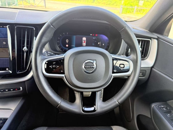 Used Volvo XC60 2021 for sale - 75725948: Photo 33