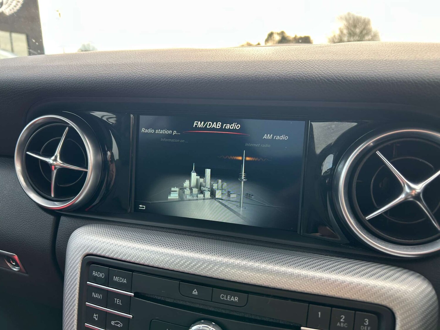 Used Mercedes-Benz SLC 2019 for sale - 76558356: Photo 17