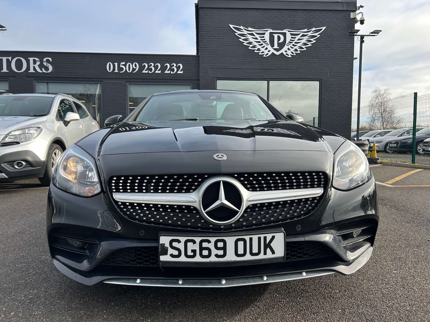 Used Mercedes-Benz SLC 2019 for sale - 76558356: Photo 3