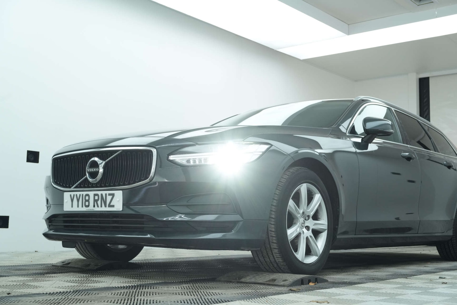 Used Volvo V90 2018 for sale - 77423736: Photo 10
