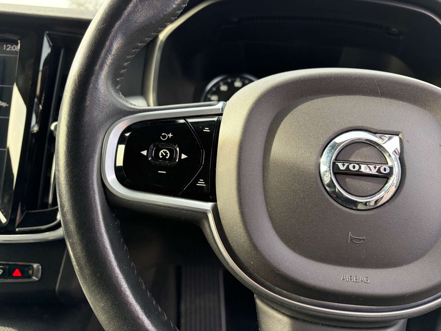 Used Volvo V90 2018 for sale - 77423736: Photo 44