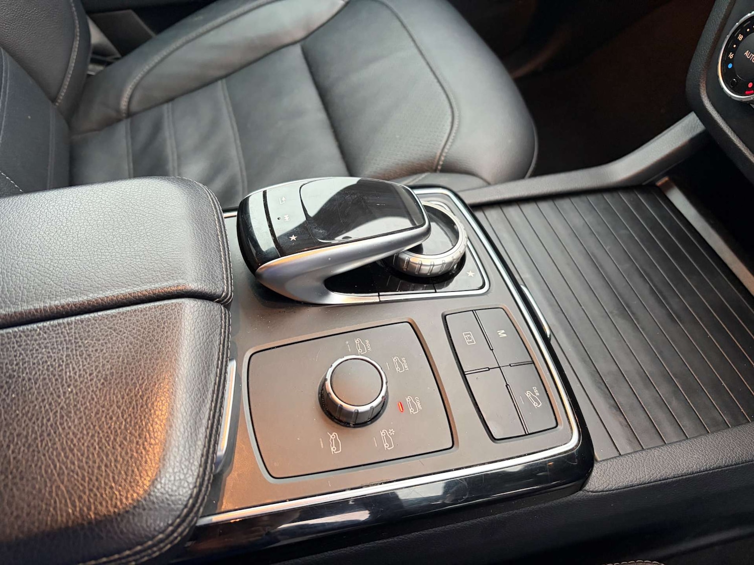 Used Mercedes-Benz GLE 2018 for sale - 77038552: Photo 50