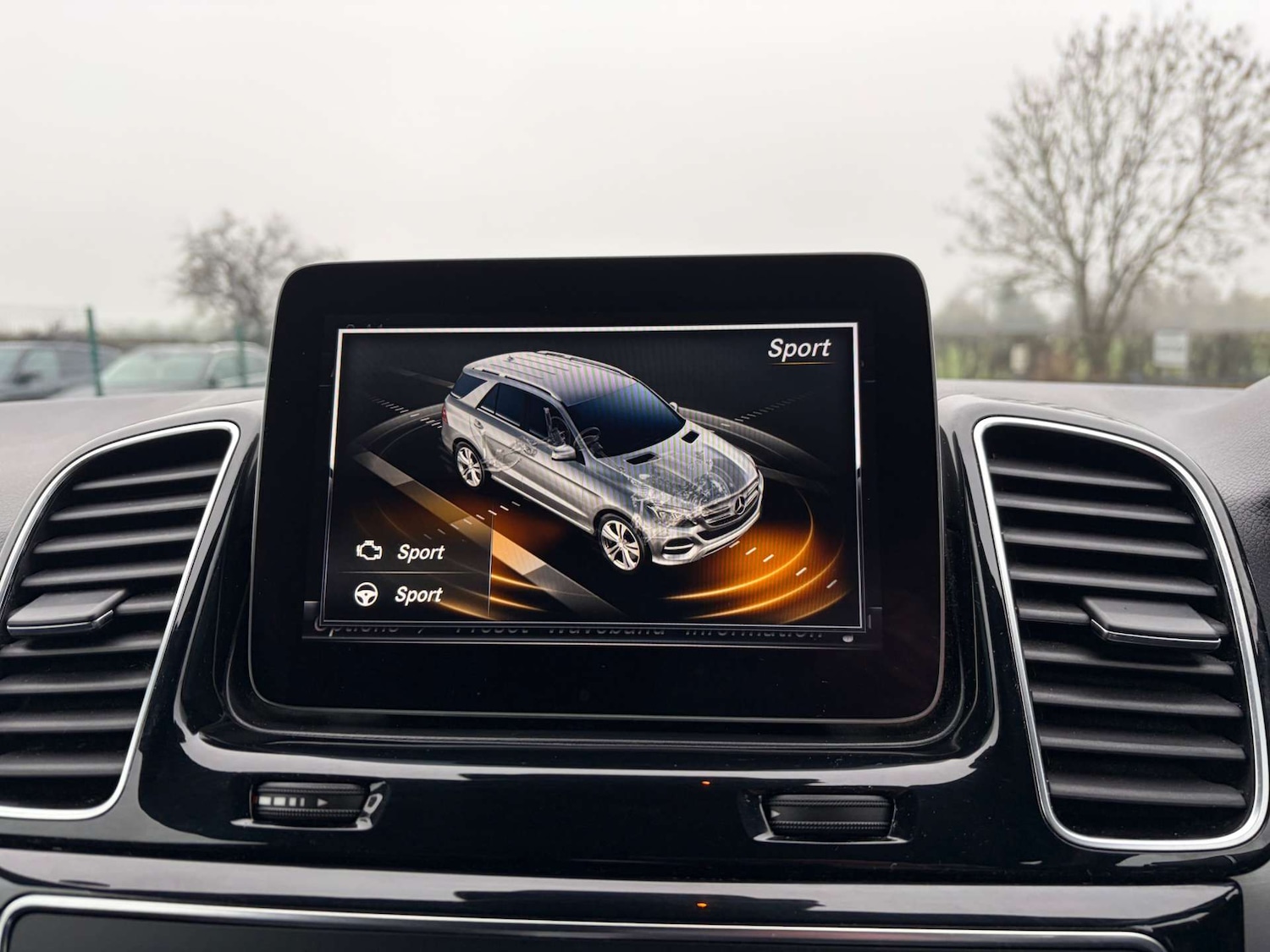 Used Mercedes-Benz GLE 2018 for sale - 77038552: Photo 57