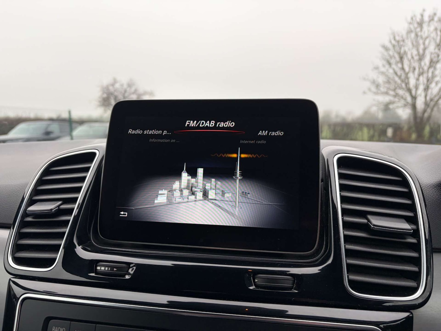 Used Mercedes-Benz GLE 2018 for sale - 77038552: Photo 61