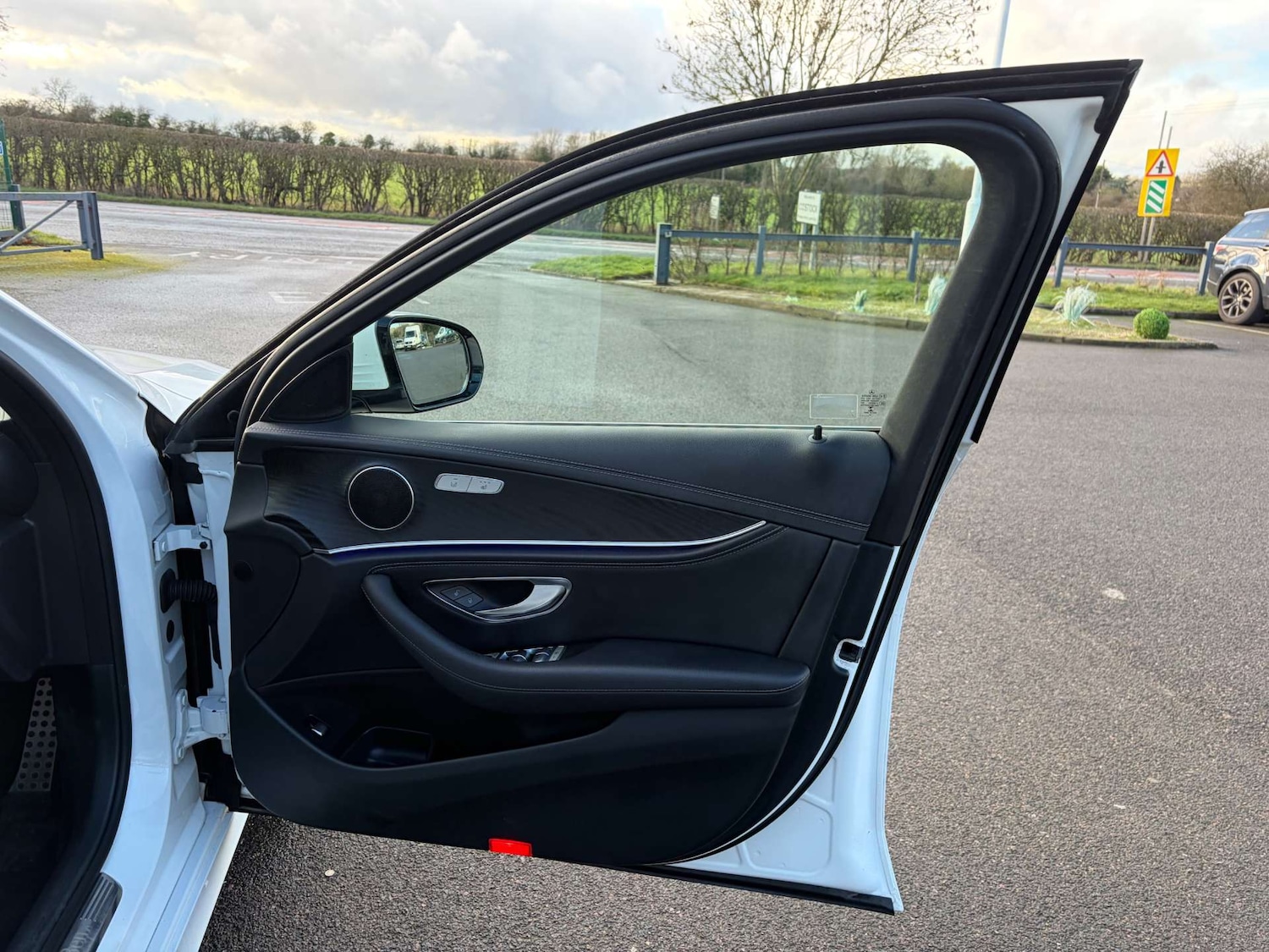 Used Mercedes-Benz E Class 2020 for sale - 77313760: Photo 38