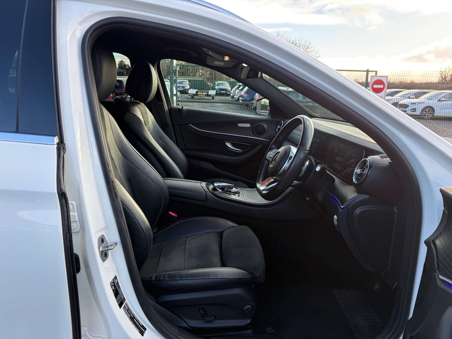 Used Mercedes-Benz E Class 2020 for sale - 77313760: Photo 40