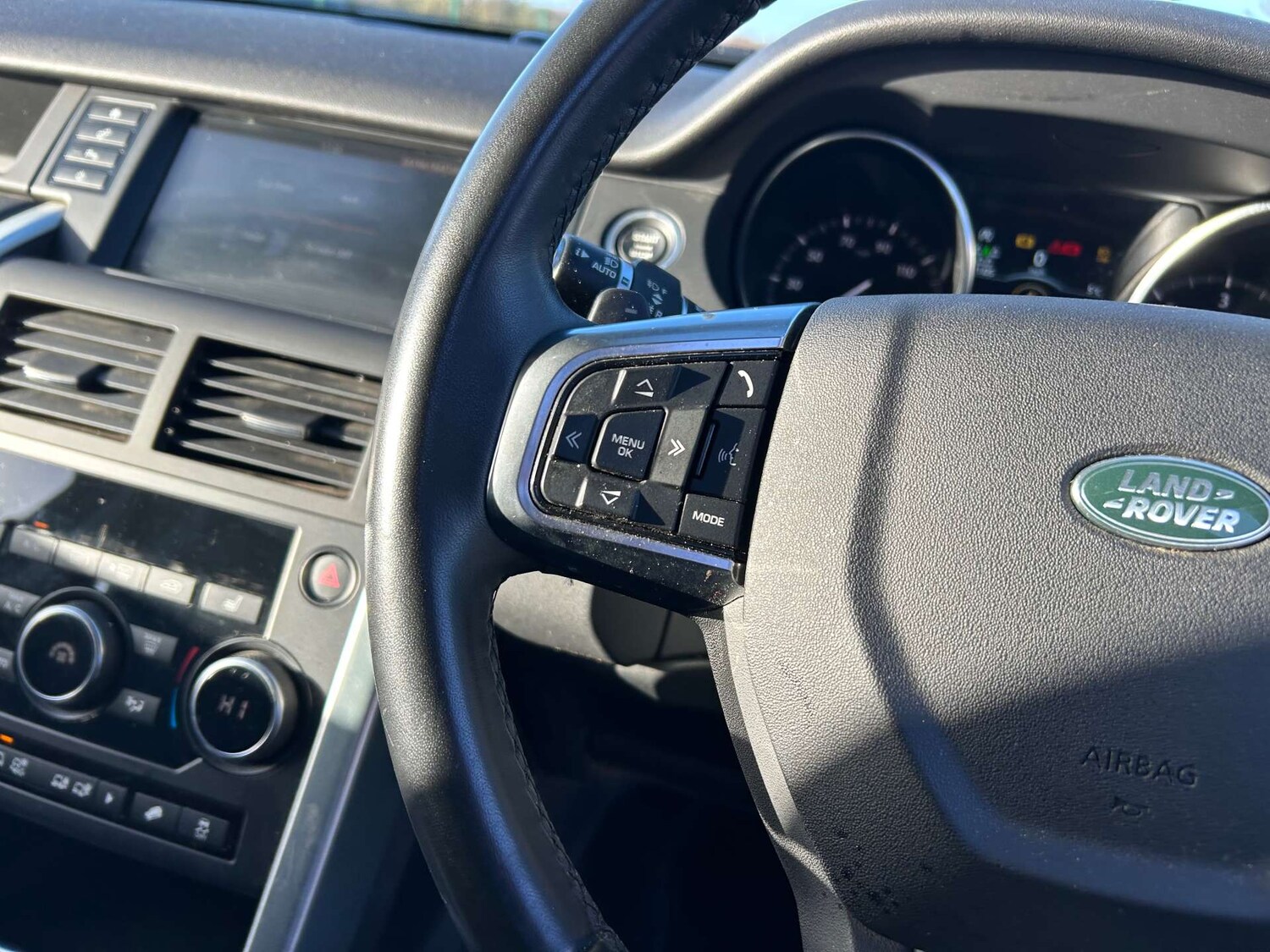 Used Land Rover Discovery Sport 2019 for sale - 76416849: Photo 46