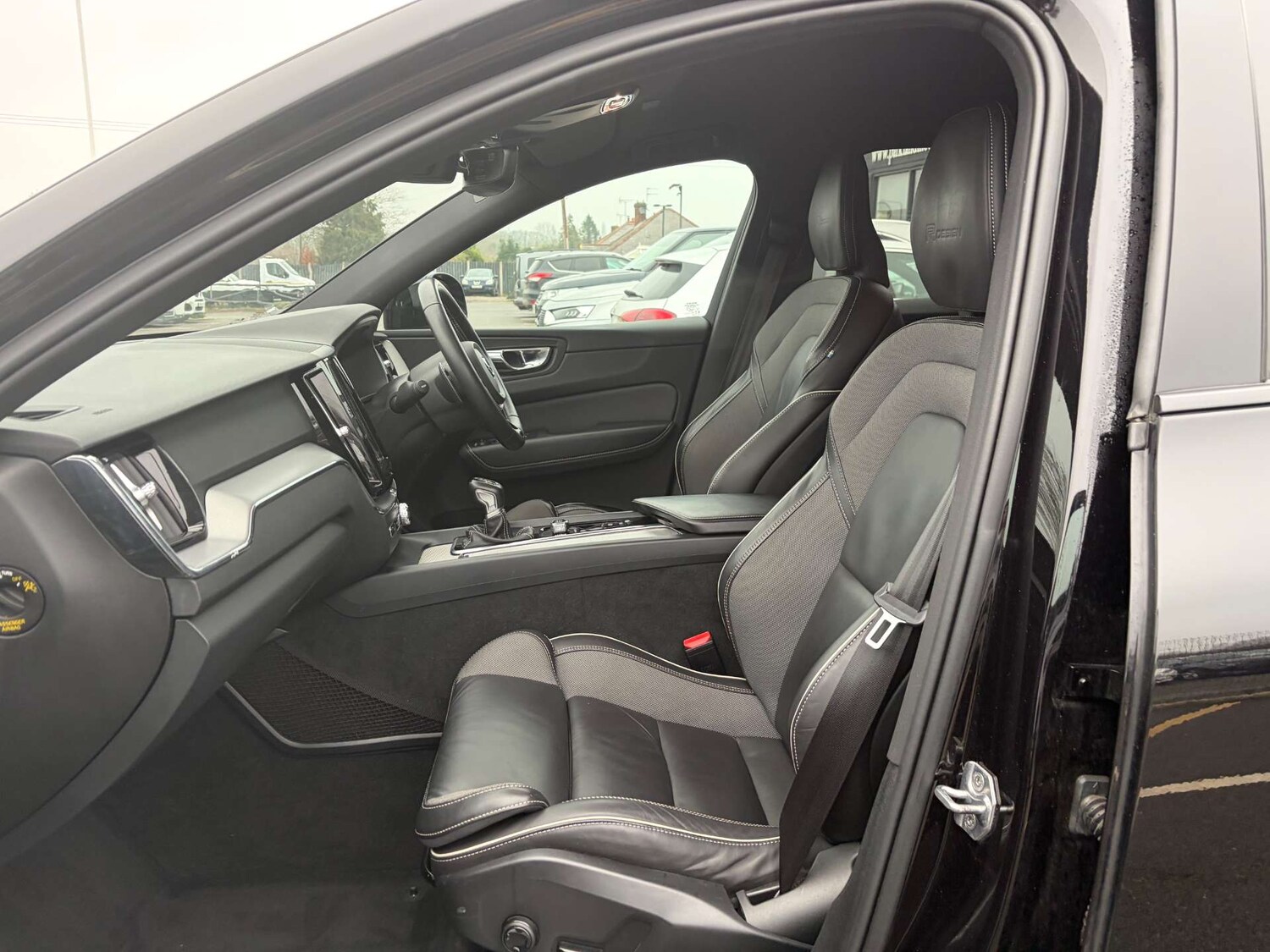 Used Volvo XC60 2020 for sale - 77026732: Photo 15