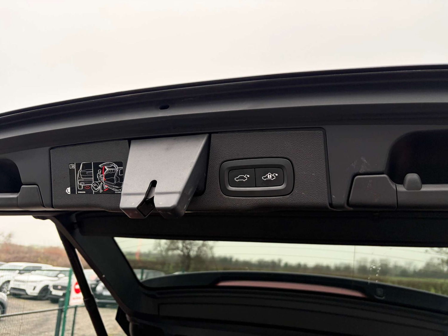 Used Volvo XC60 2020 for sale - 77026732: Photo 27