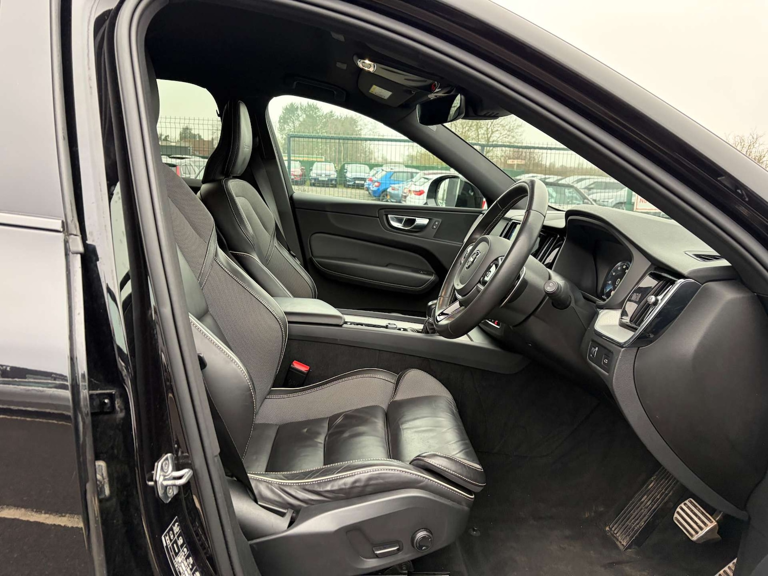 Used Volvo XC60 2020 for sale - 77026732: Photo 37