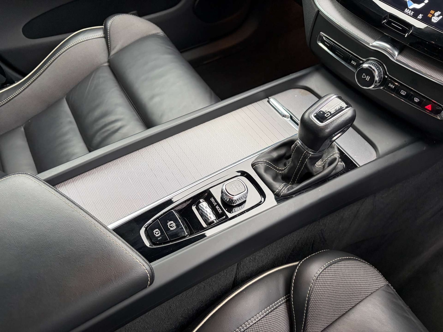 Used Volvo XC60 2020 for sale - 77026732: Photo 47