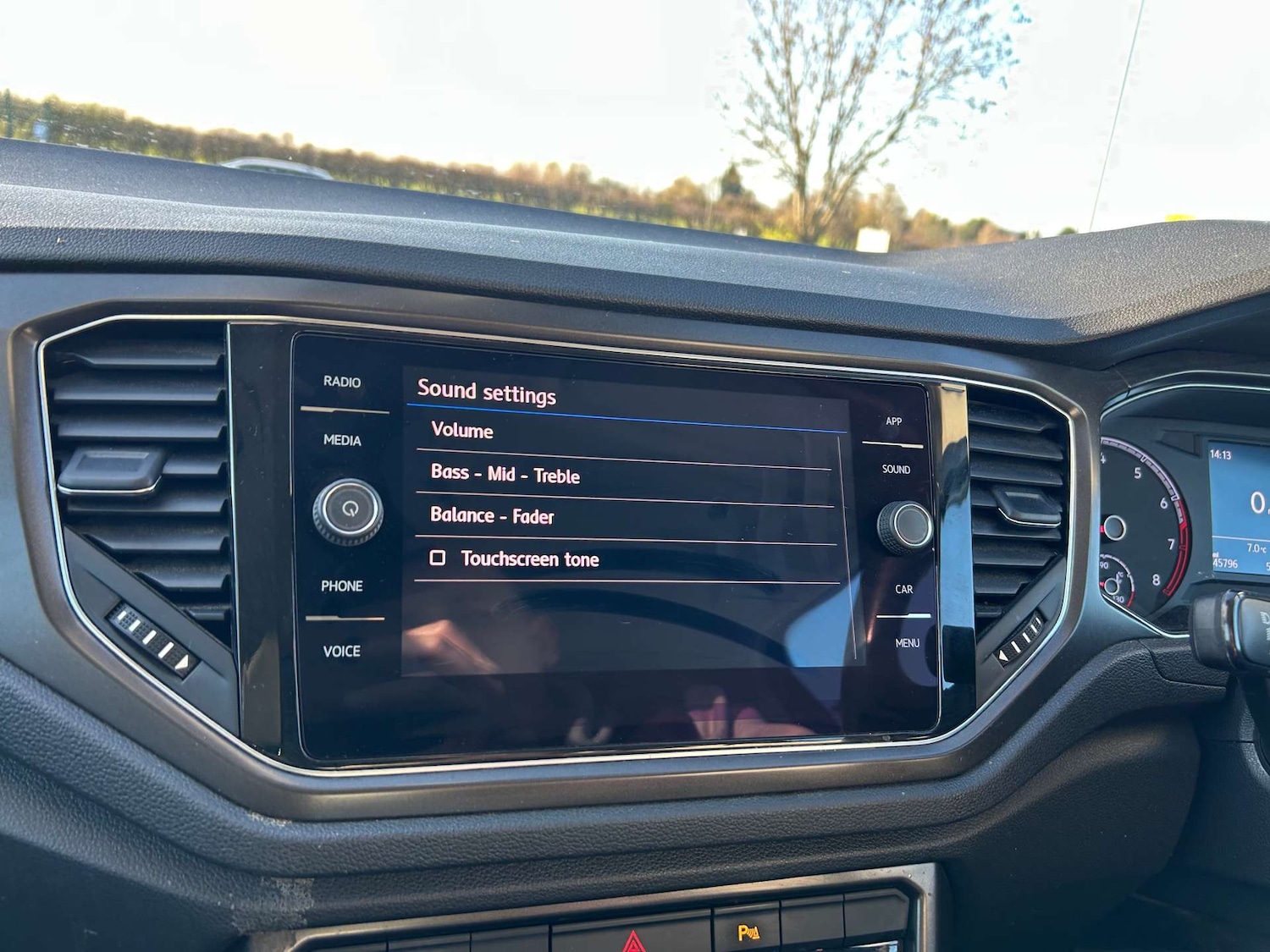 Used Volkswagen T-Roc 2019 for sale - 76352654: Photo 20