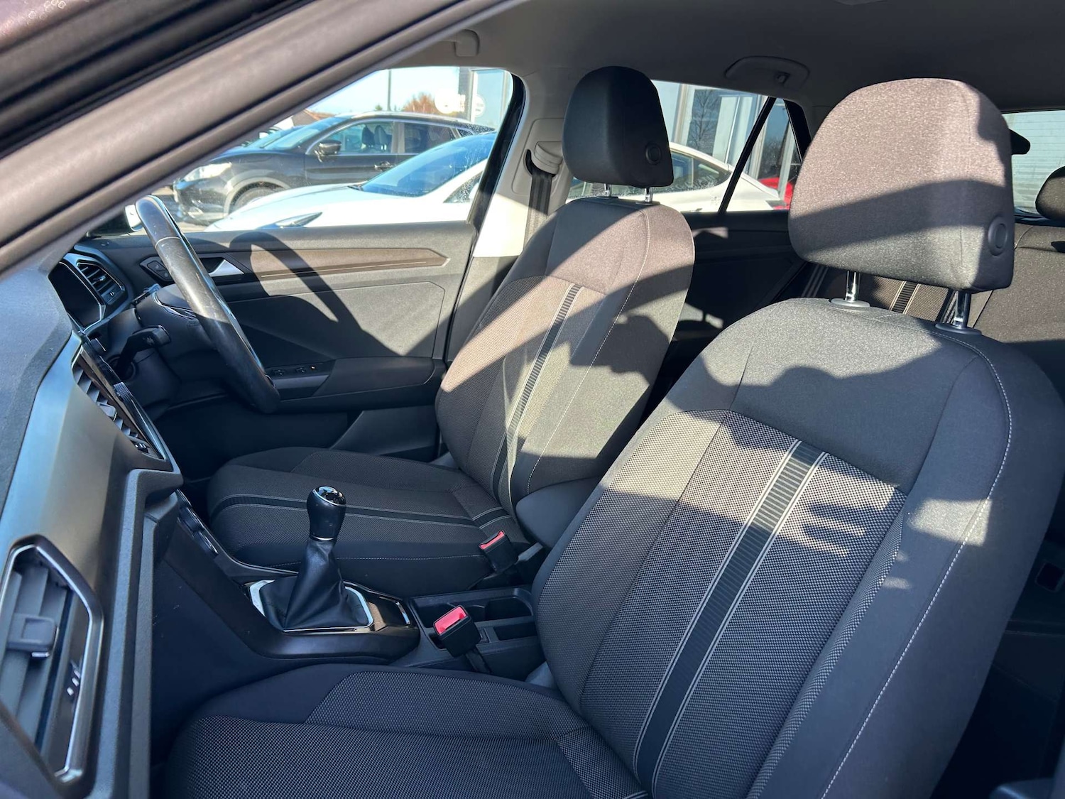 Used Volkswagen T-Roc 2019 for sale - 76352654: Photo 27