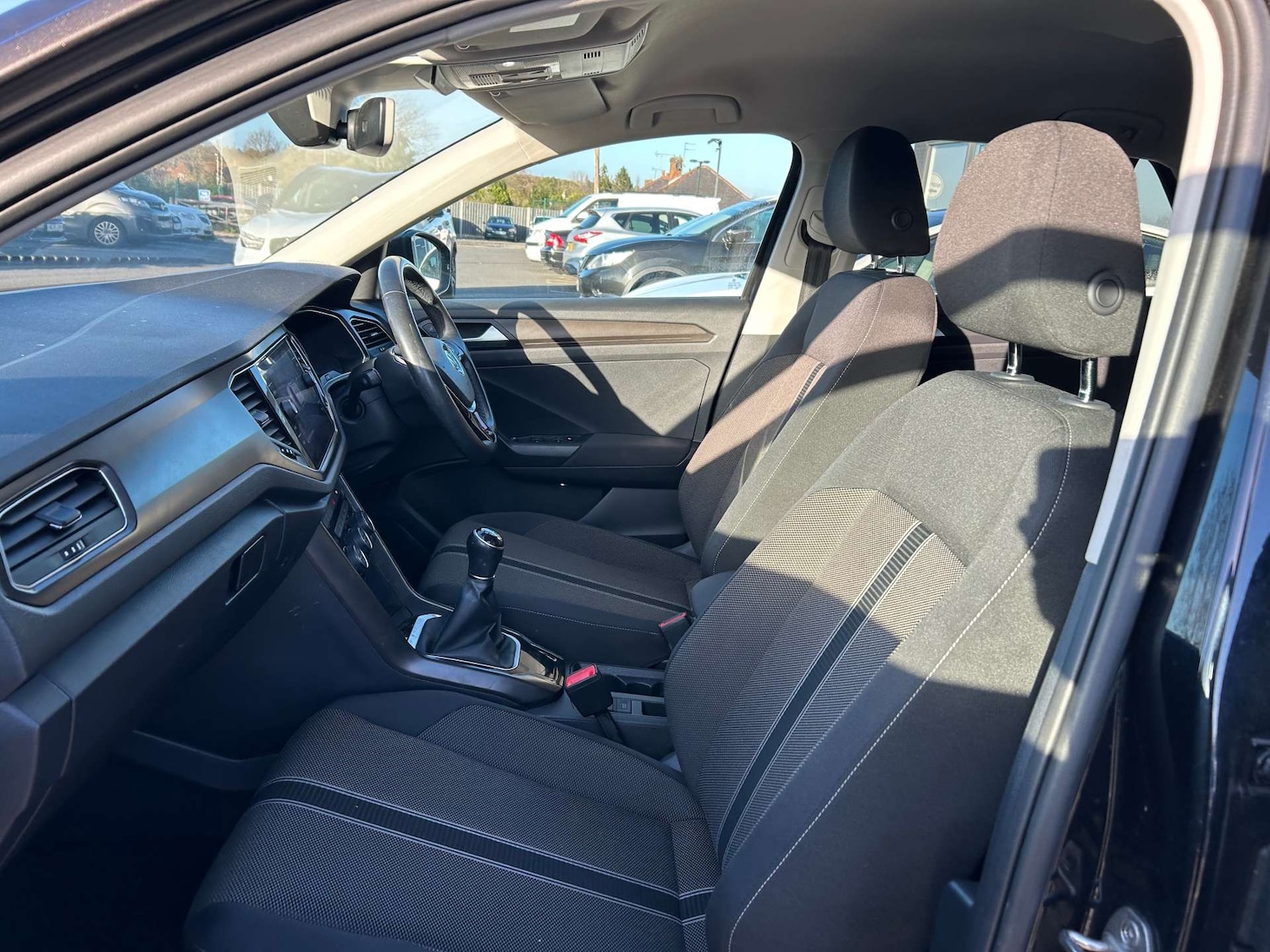 Used Volkswagen T-Roc 2019 for sale - 76352654: Photo 29