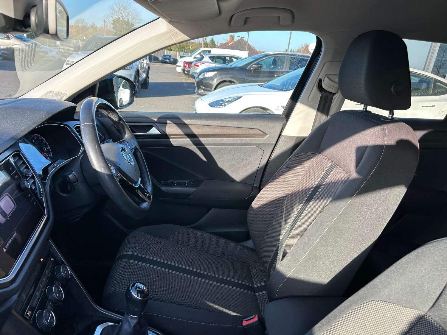 Used Volkswagen T-Roc 2019 for sale - 76352654: Photo 34