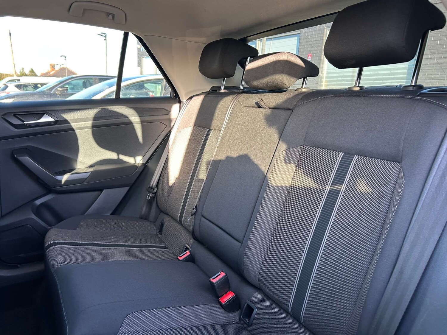 Used Volkswagen T-Roc 2019 for sale - 76352654: Photo 38